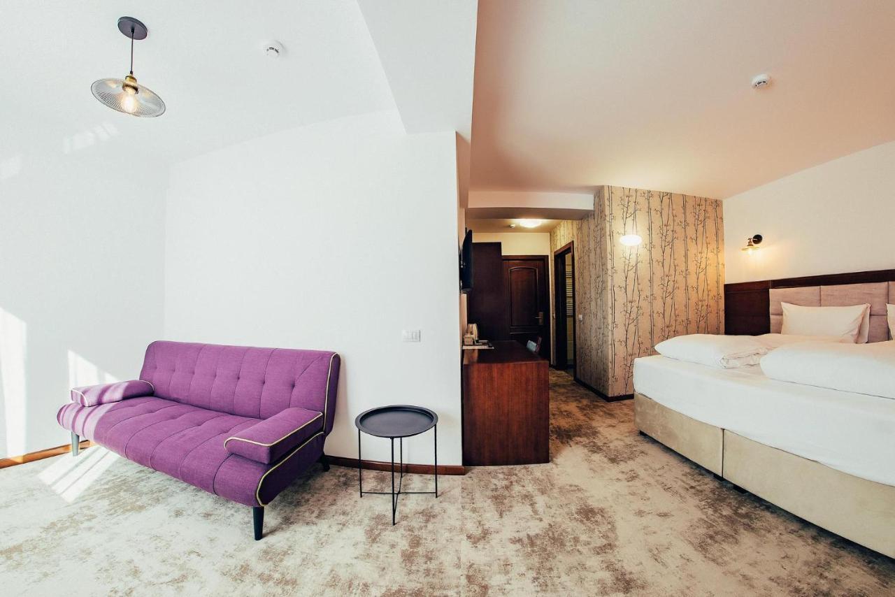 Hotel Buchenland Gura Humorului Extérieur photo